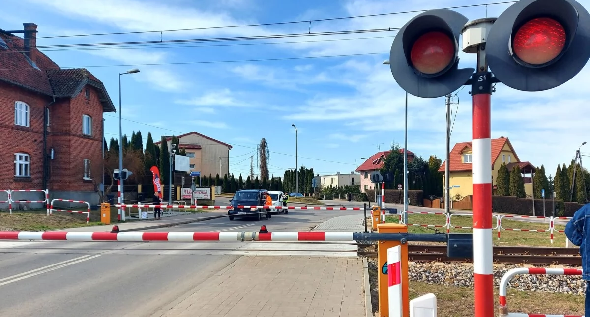 Uwaga! Przejazdy kolejowe w Otocznej i Węgierkach będą zamknięte 