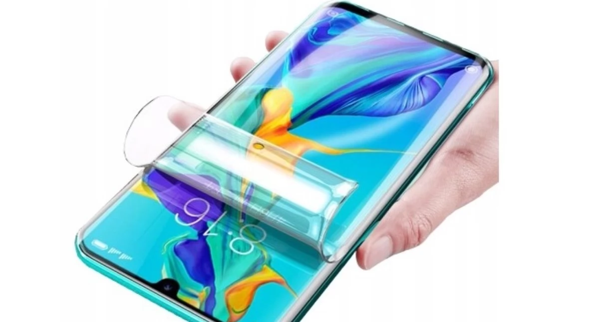 Etui na telefon i szkło hartowane – podstawowa ochrona smartfonu