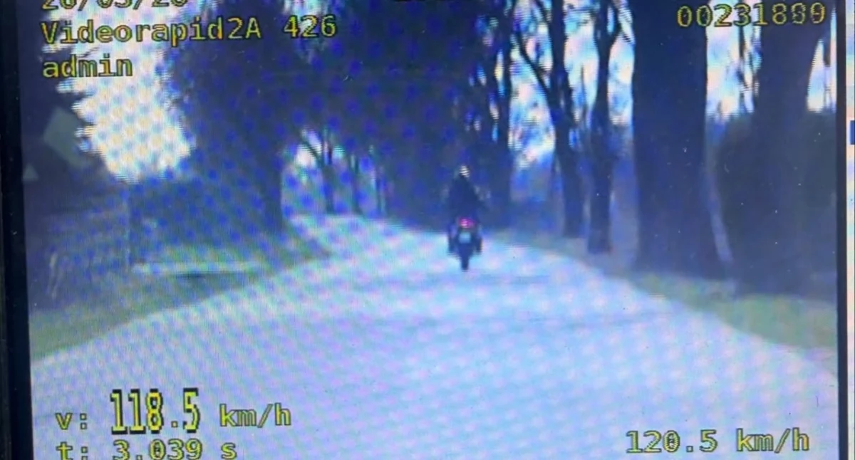 Motocyklista przekroczył prędkość. Został ukarany 