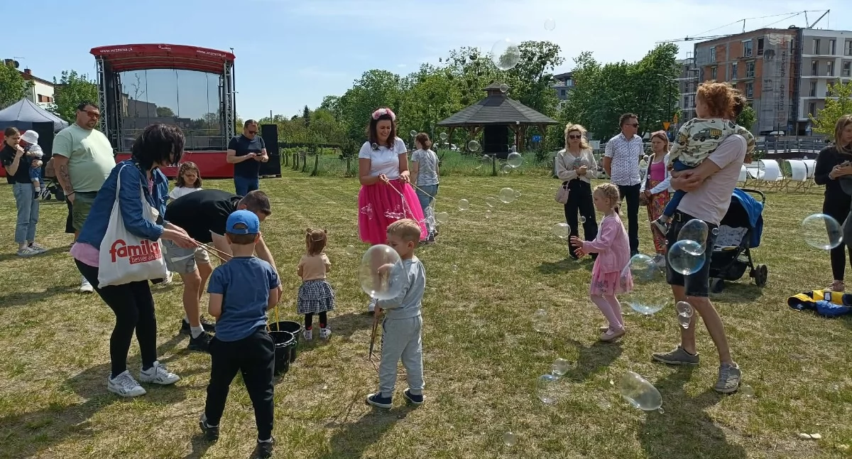 Piknik rodzinny z atrakcjami przy ul. Wrzosowej! (Zdjęcia)