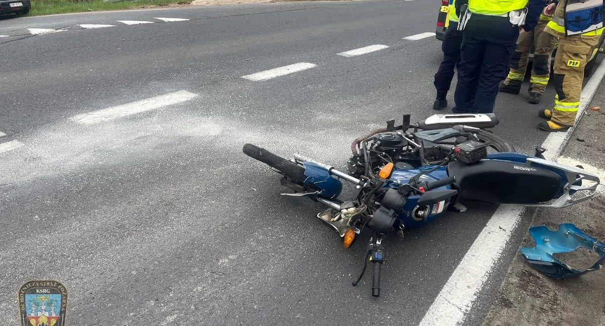 Wypadek z udziałem motocyklisty w Pyzdrach (zdjęcia)