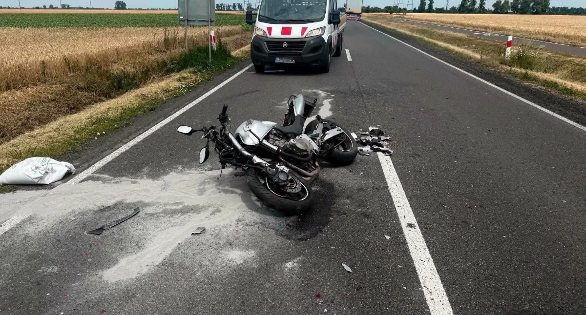 Zderzenie motocyklisty i osobówki w Miłosławiu! (zdjęcia)