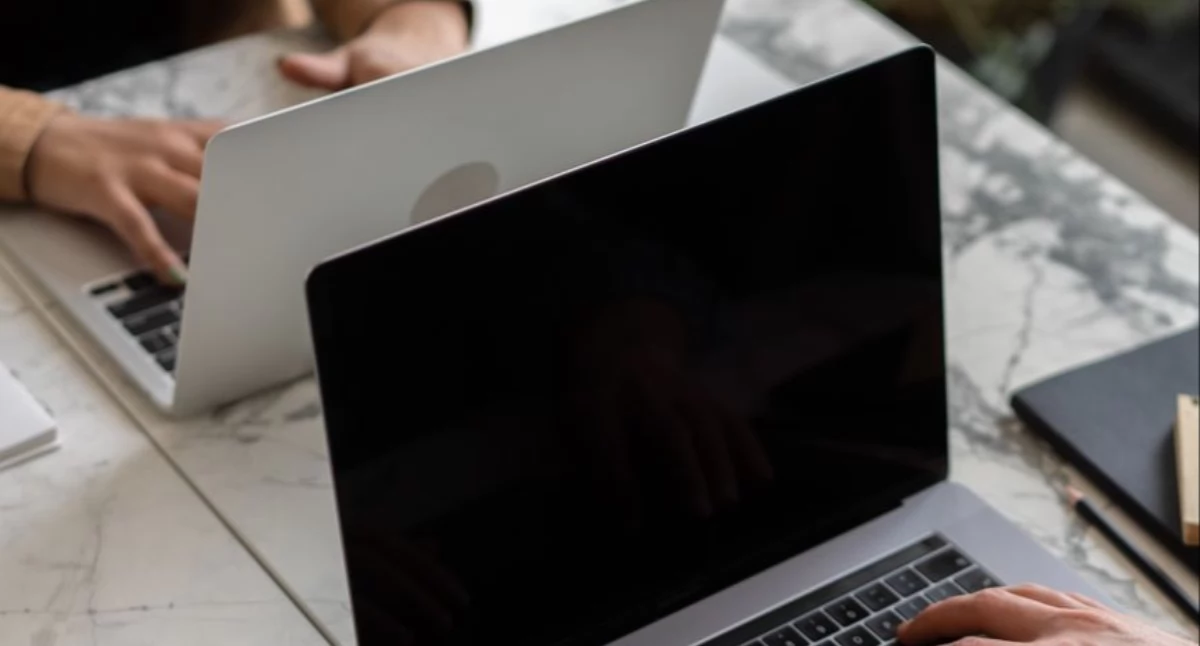 Szukasz sprawdzonego serwisu laptopów? Sprawdź te 5 rzeczy przed oddaniem sprzętu