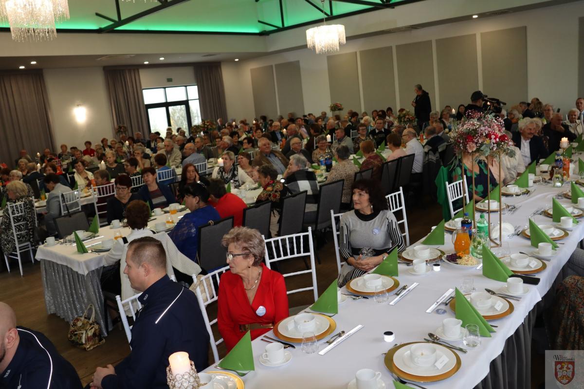 Senior na wychodnym!