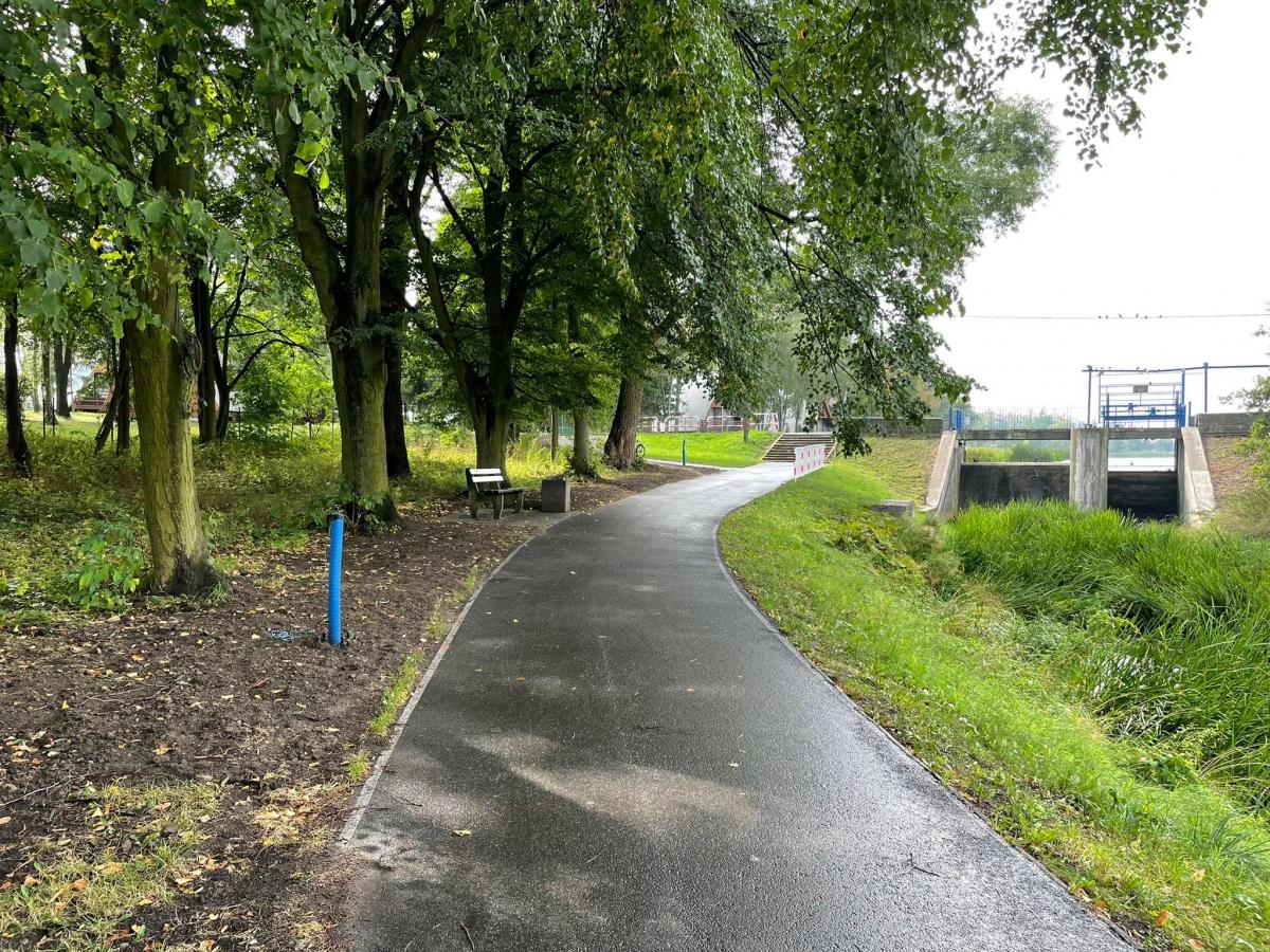 Kolejne lampy pojawią się wzdłuż Wrześnicy