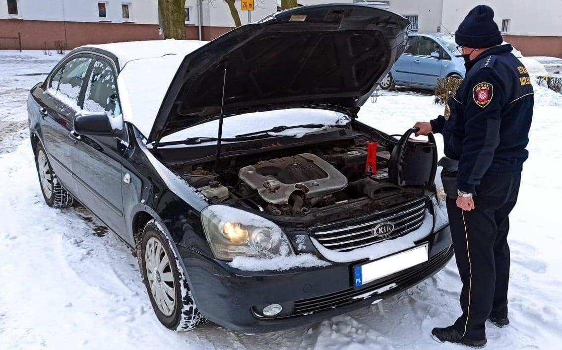 Nie możesz odpalić auta? Strażnicy pomogą!