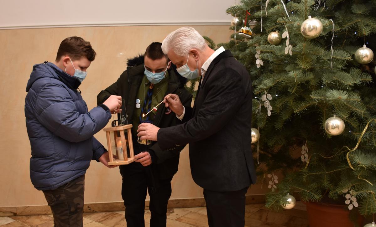 Zabierz Betlejemskie Światło Pokoju do swojego domu