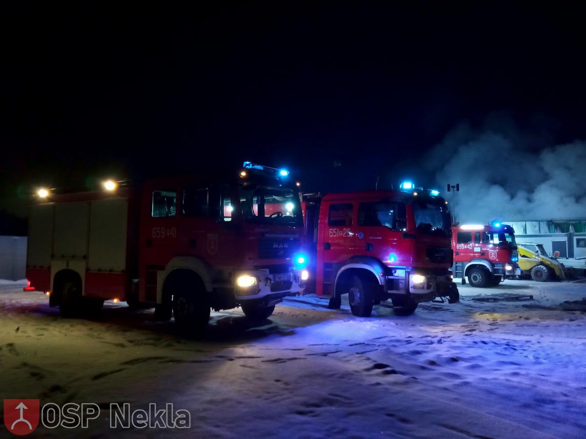 Strażacy gasili pożar budynku gospodarczego