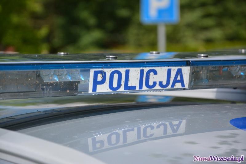 Dwóch mężczyzn okradło sklep komputerowy w centrum