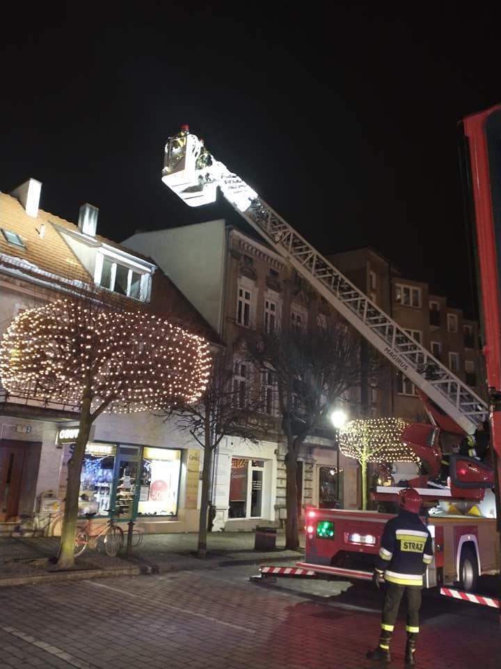 Kolejna wieczorna akcja strażaków w centrum Wrześni