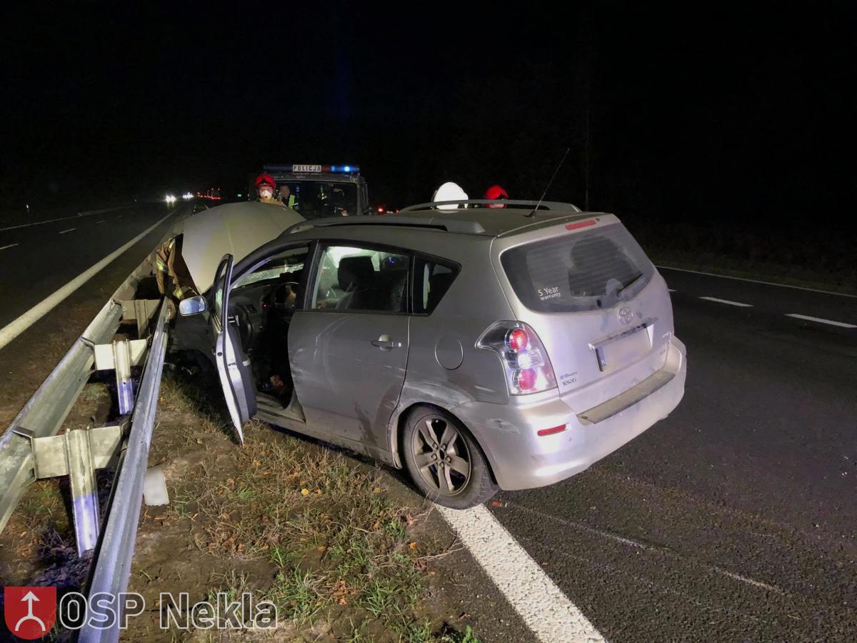 Wypadek osobówki na krajowej 92 w Gierłatowie