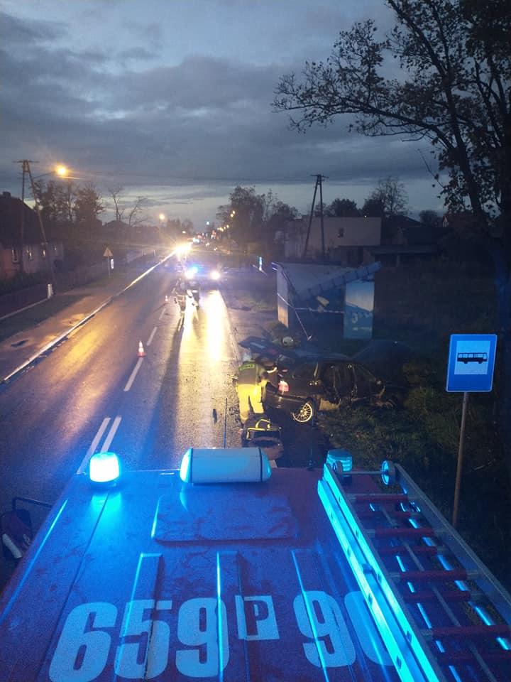 Wypadek osobówek w Obłaczkowie