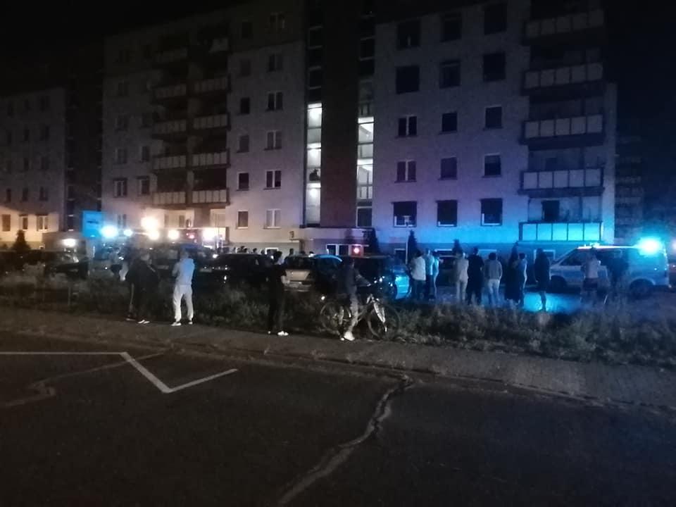 Nocna ewakuacja bloku przy ul. Kutrzeby. Interweniowała straż i policja