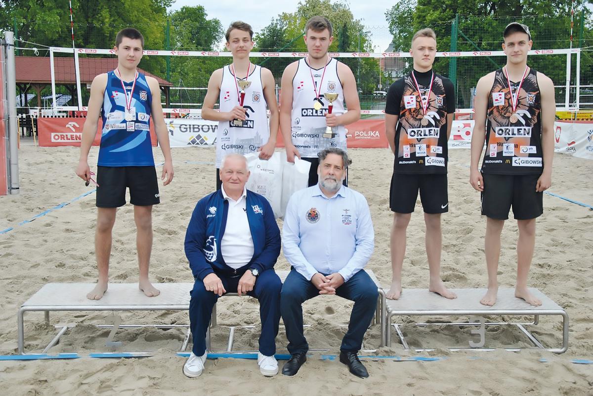 Oto wyniki turnieju plażówki o Puchar Burmistrza