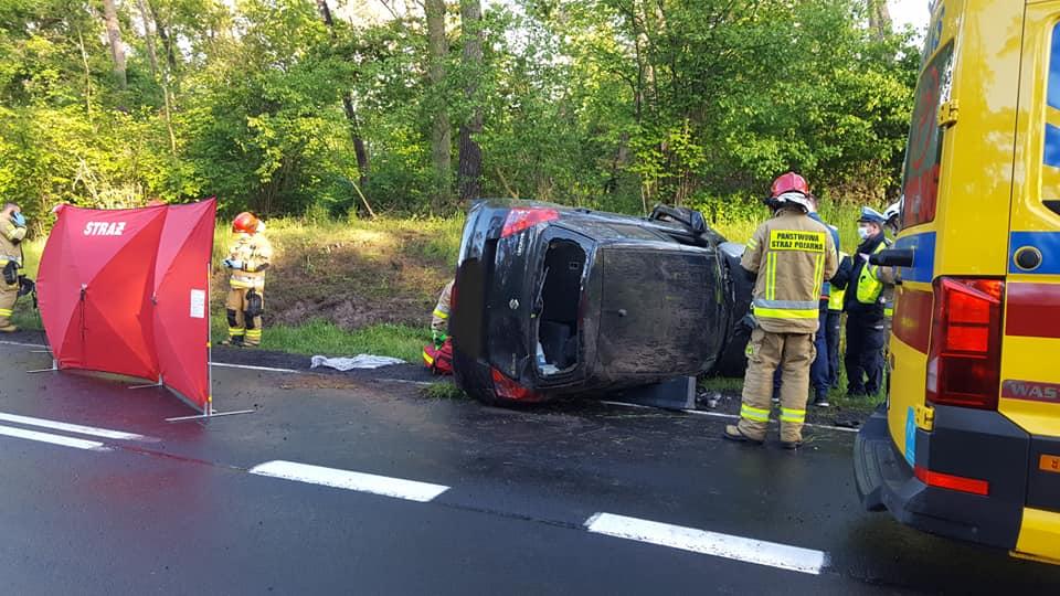 Wypadek osobówki na krajowej 15. Kierująca otrzymała mandat