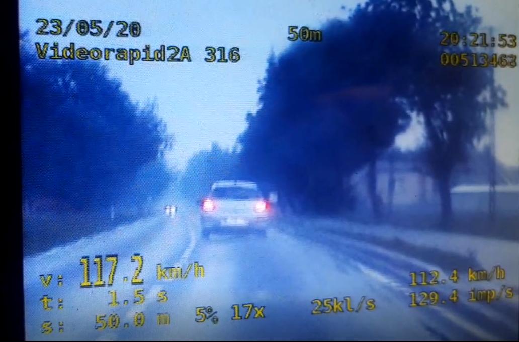117km/h w terenie zabudowanym! 34-latek stracił prawo jazdy