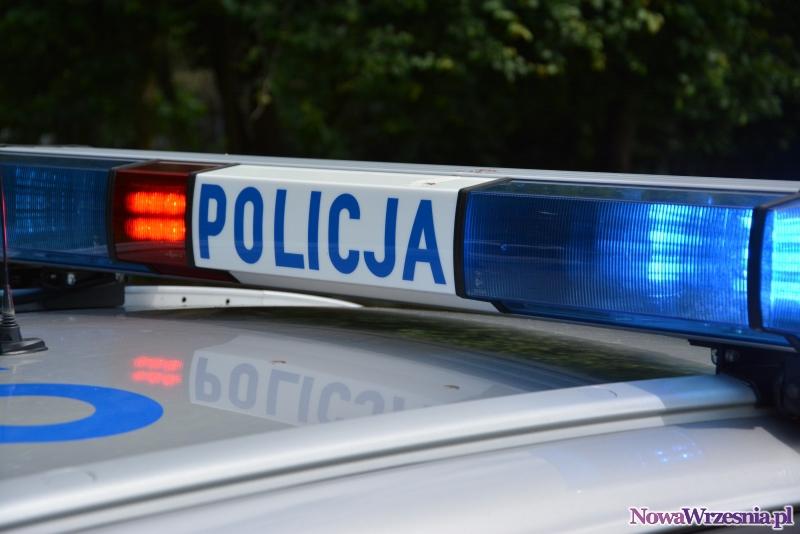 Wypadek w Psarach Małych. Kierowca stracił panowanie nad lawetą