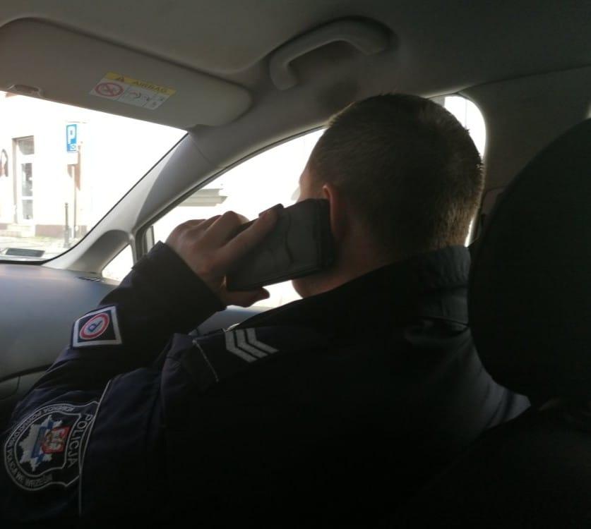 Wrzesińscy policjanci mają nowe zadania. 43 osoby objęte kwarantanną