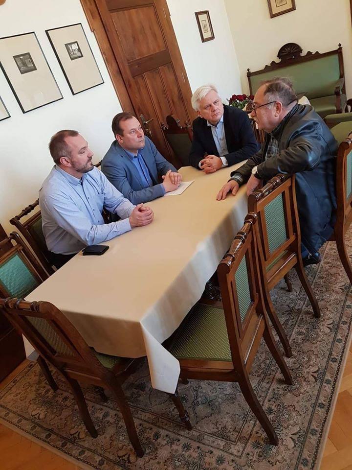 Aktualnie we Wrześni nie ma osoby zarażonej koronawirusem