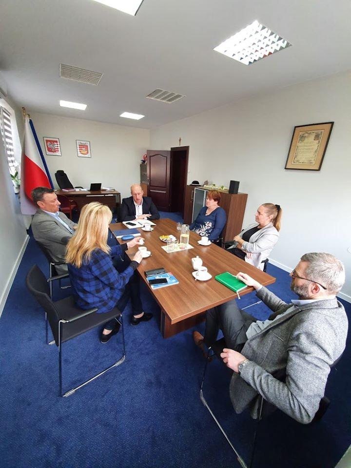 Miłosław: Szkoły na razie nie będą zamknięte