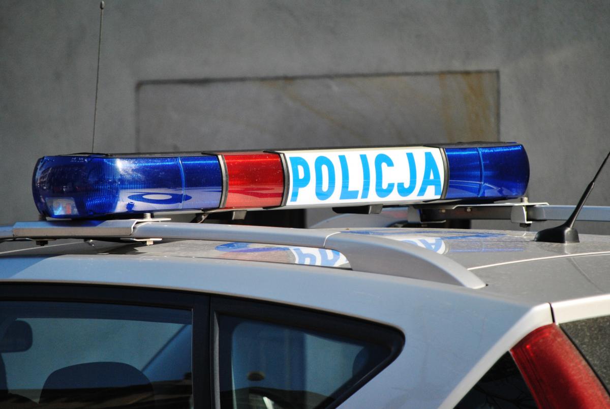 Citroen wjechał w Audi. Wysoki mandat dla 61-latka