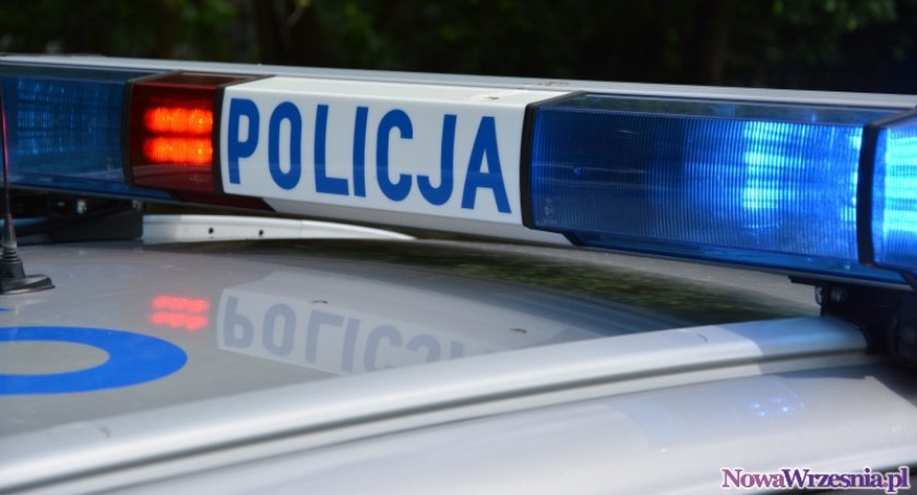 Kolizja na ul. Słowian. Cofając uderzył w mercedesa 