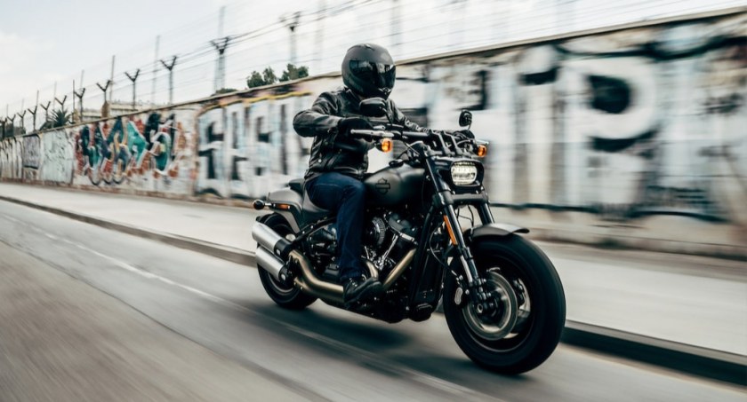 Czy motocykliście z Wrześni opłaca się wykupić AC?