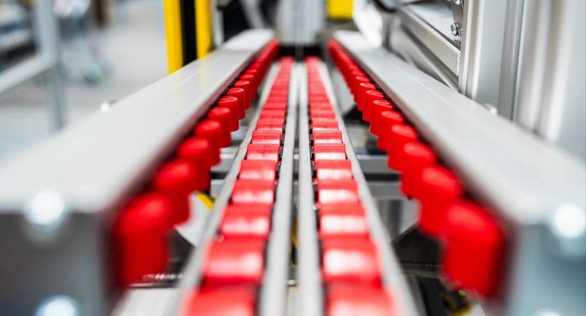 Robotyzacja procesów produkcyjnych i wytwórczych Nixal