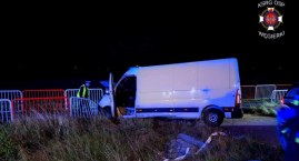 Wypadek dostawczaka na drodze krajowej 92 (zdjęcia) 