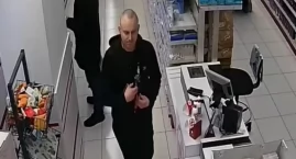 Kradzież w sklepie przy ul. Warszawskiej. Policja szuka tego mężczyzny (zdjęcia) 