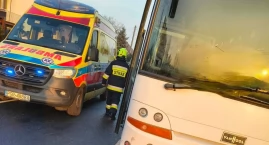 Wypadek z udziałem rowerzystki i autobusu w gminie Miłosław (zdjęcia) 