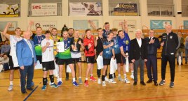 Zakończenie Wrzesińskiej Rekreacyjnej Ligi Siatkówki. Piast Łubowo najlepszy! (GALERIA)