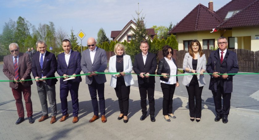 Rocznica Konstytucji i nowe drogi. Tak świętował Wieleń