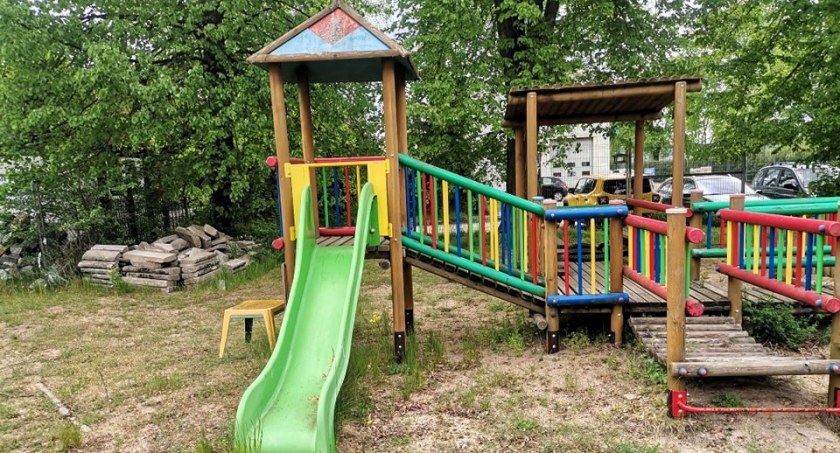 Ukradli plac zabaw z przedszkola. Złodzieja wytropili internauci