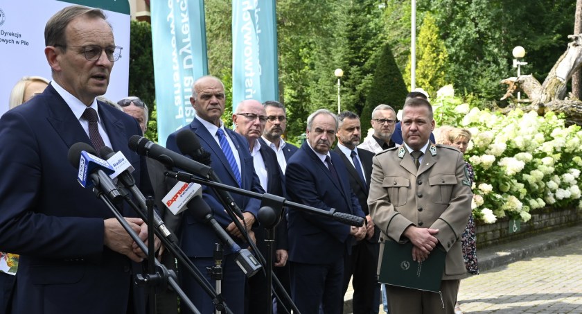 Lasy Państwowe sypnęły kasą na drogi. W Pile ponad 14 milionów