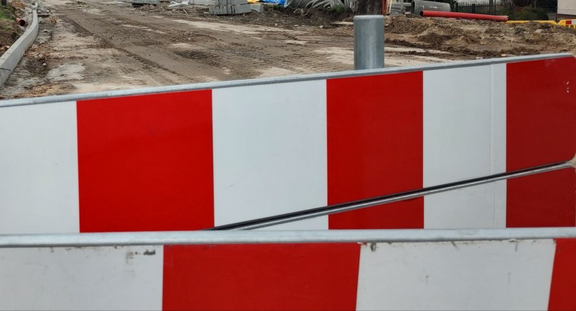 Utrudnienia w centrum Budzynia [MAPA OBJAZDÓW]