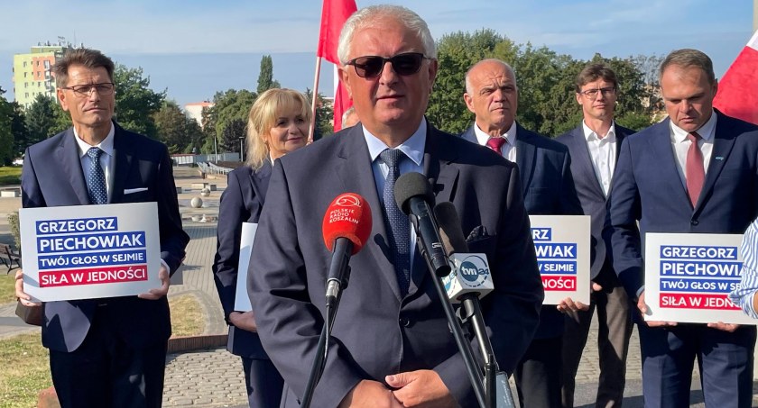 Grzegorz Piechowiak: „Chodzi nam o Polskę i o to, by się rozwijała”