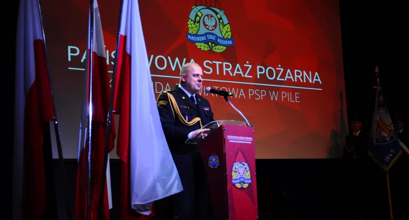 Masowe odejścia komendantów w straży pożarnej. Puste fotele w całej północnej Wielkopolsce