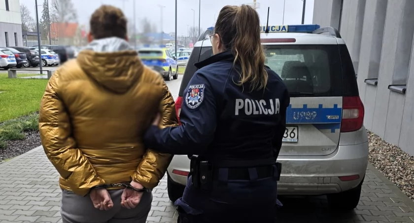 Seniorka padła ofiarą byłej opiekunki. 21-latka zaatakowała ją i okradła