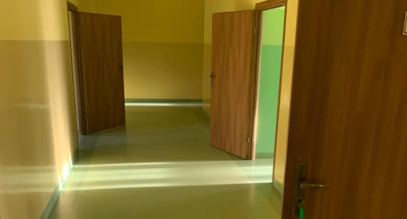 Zamknęli, nie remontowali, czekali nie wiadomo na co. NIK krytycznie o byłym już Zarządzie Powiatu