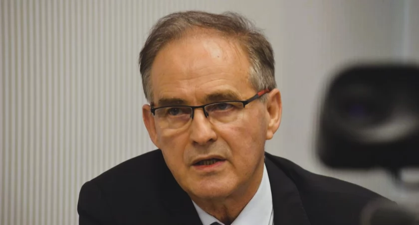 Dyrektor szpitala zwolniony w ostatniej chwili. Wojciech Szafrański odchodzi z Piły