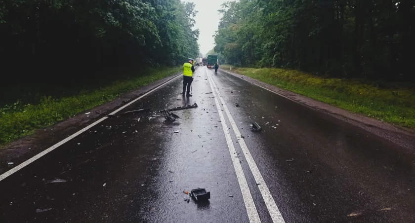 Wypadek na DK10 pod Piłą. Jedna osoba nie żyje