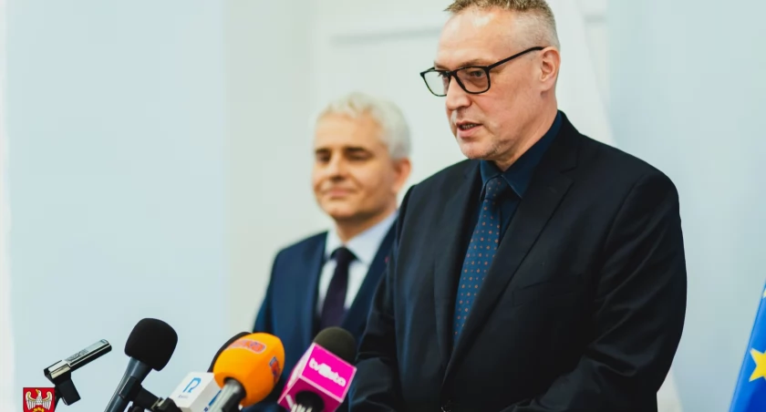 Był dom zły, będzie dom dobry. Nowy dyrektor w Łobżenicy, stary usłyszał wyrok
