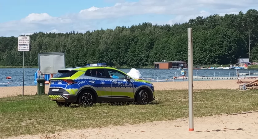 Niebezpieczne znalezisko na plaży. Płotki zamknięte