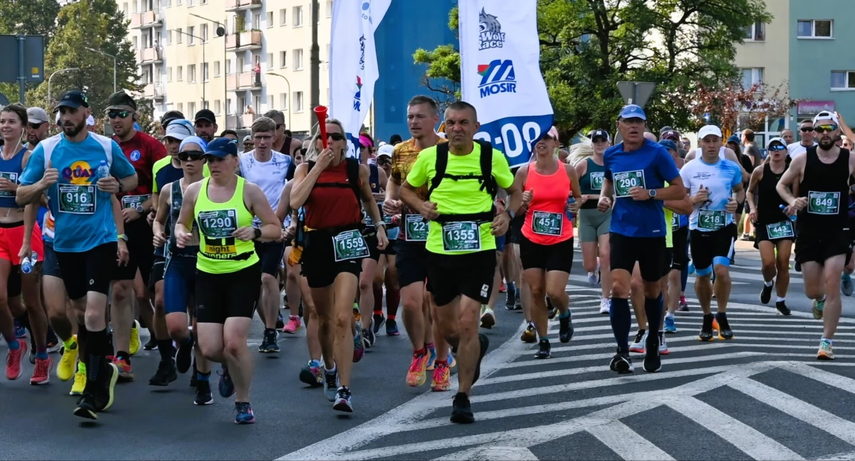 33. Półmaraton Signify Piła. Na trasie i na podium [ZDJĘCIA]