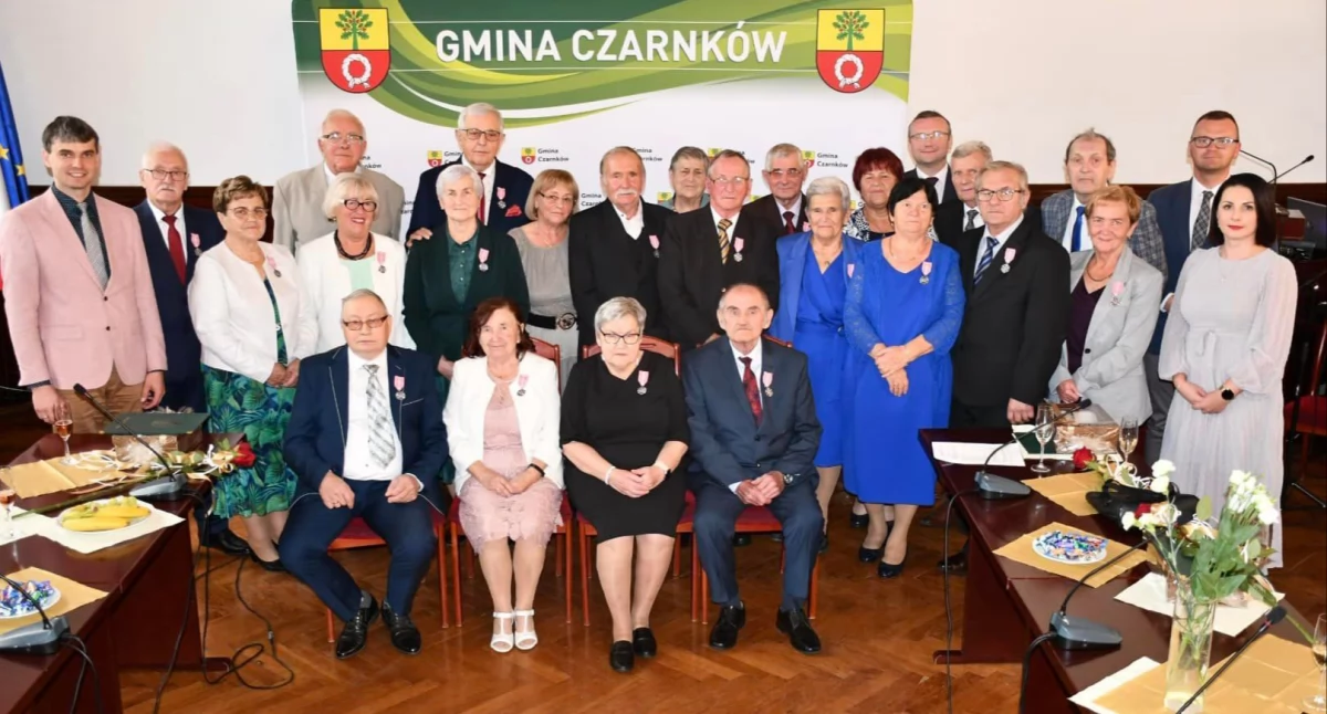 Złote Gody. Dwanaście par świętowało małżeńskie jubileusze