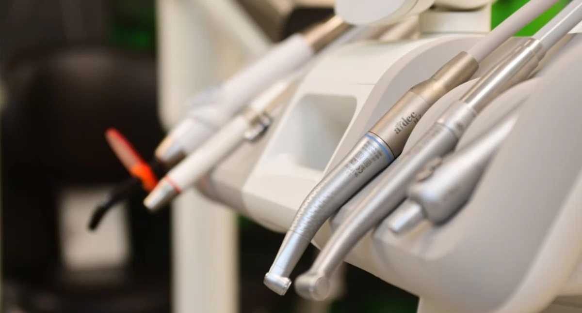 Centrum stomatologiczne dla dzieci i młodzieży w zawieszeniu, ale dentyści będą przyjmować