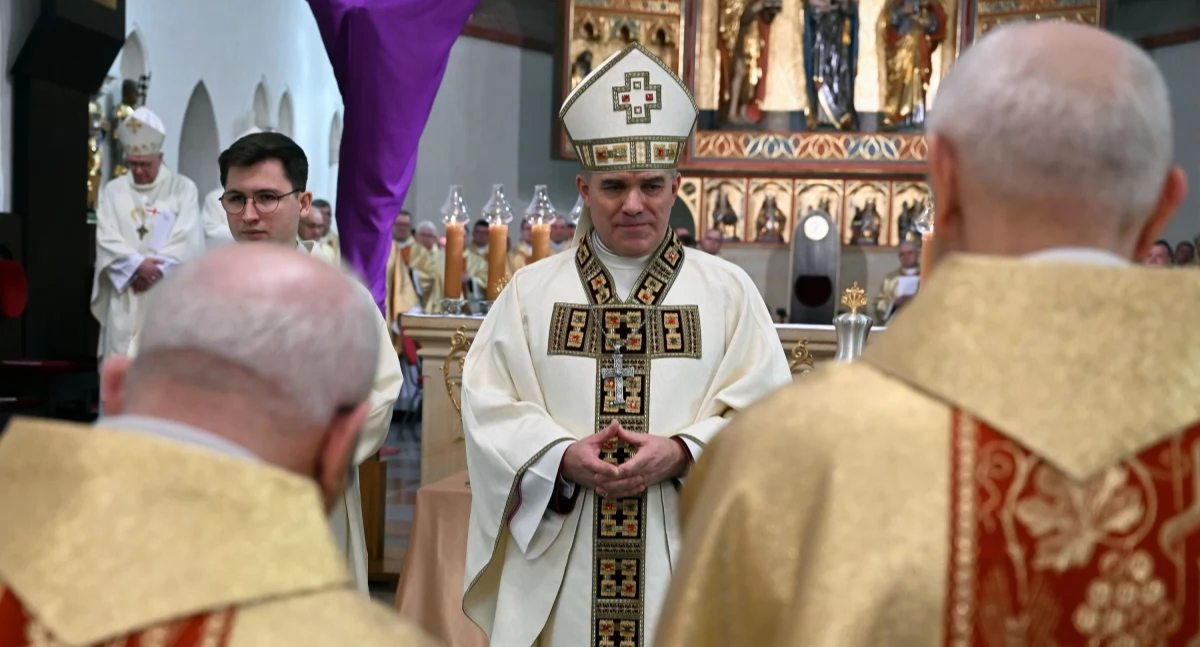 Diecezja pożegnała odchodzącego biskupa. Zastąpi abp. Gądeckiego