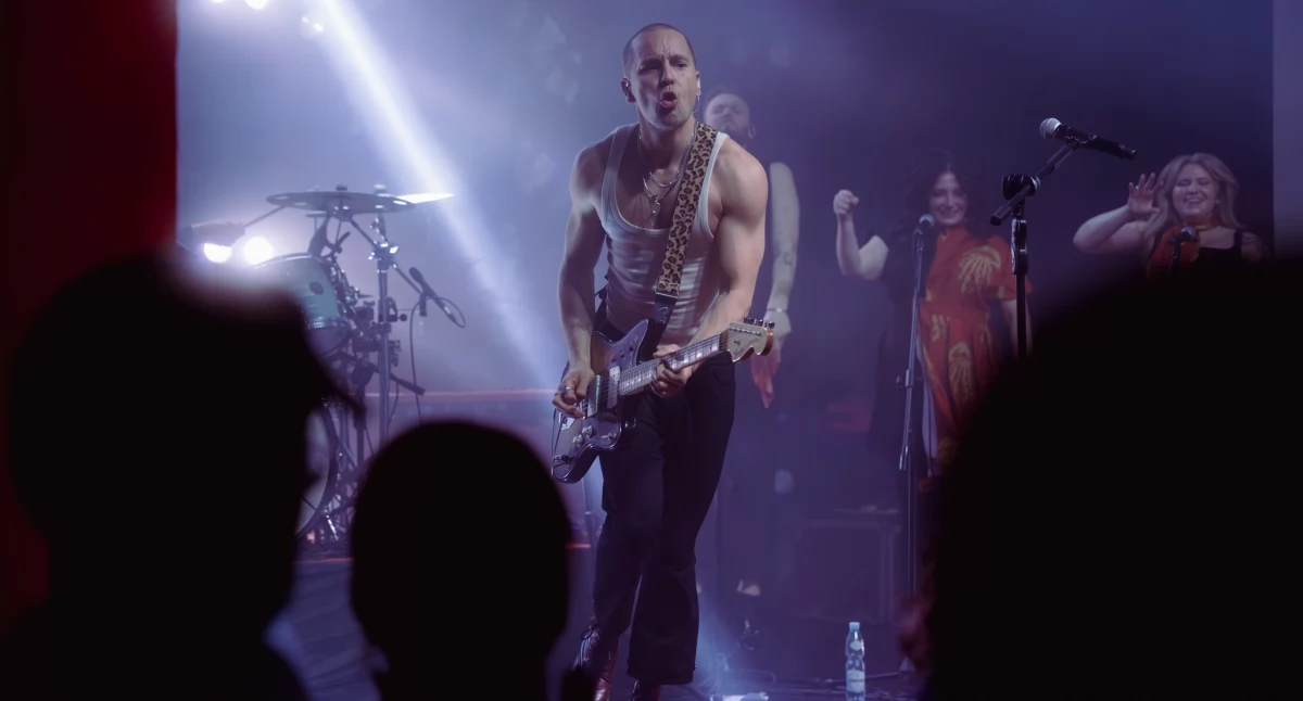 Krzysztof Zalewski, Modelki i The Cuts. W sobotę na Wyspie koncert „Lato na Maxxa” [VIDEO]