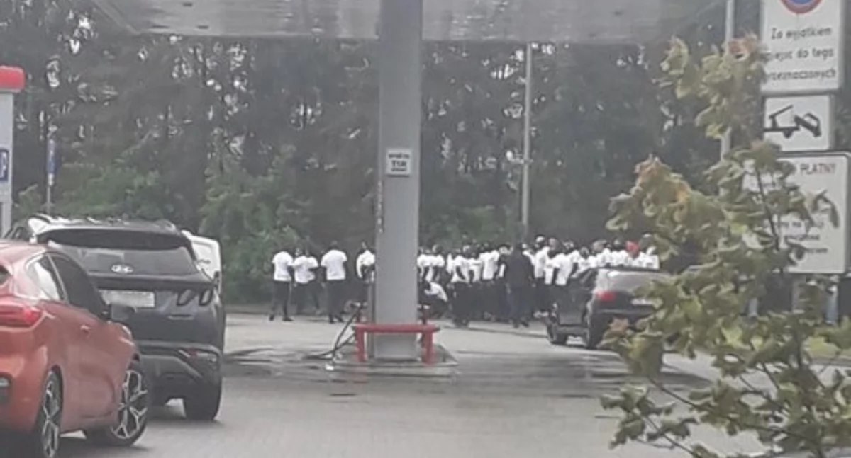 Pseudokibice planowali „ustawkę” pod Piłą. Policjanci pokrzyżowali im plany